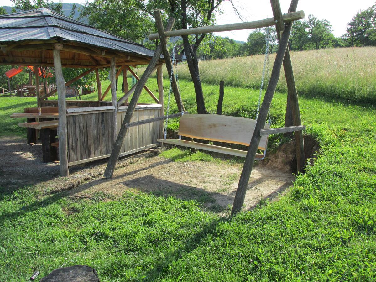 Country House Roman โดโบย ภายนอก รูปภาพ